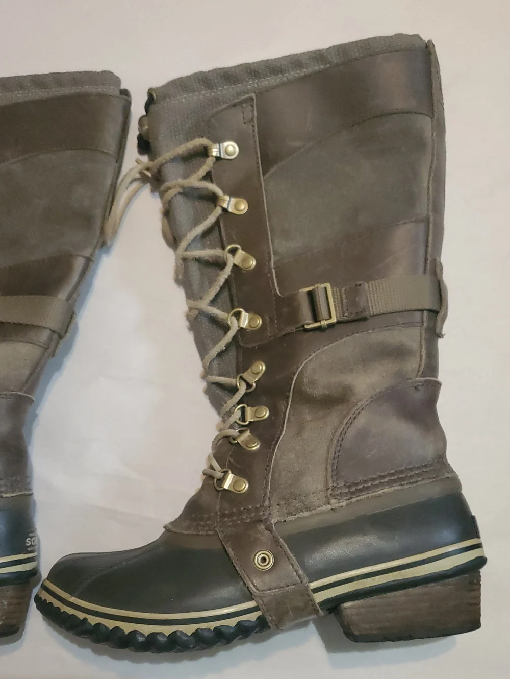 Sorel Conquest Carly Tall Waterproof Leather Lace-Up Winter Boots Size 8 Brown